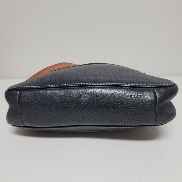 Coach Vintage Chelsea Small #10130. - Picture 3 of 16